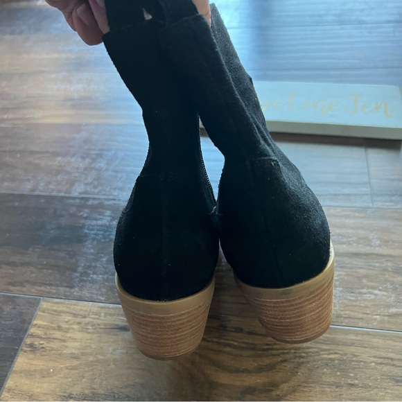 Lisa Vicky Steady Western Booties NWOT - Picture 5 of 9